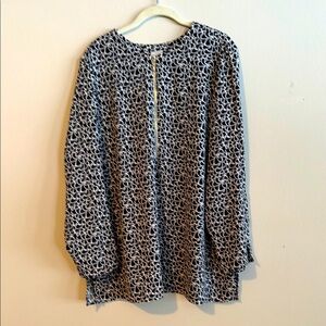 Chico's Elegant Blue and White Floral Top